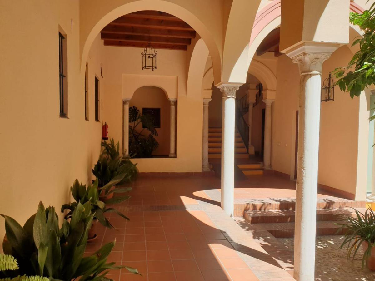 Santa Ana - Palacio Del Infantado Sevilha Exterior foto